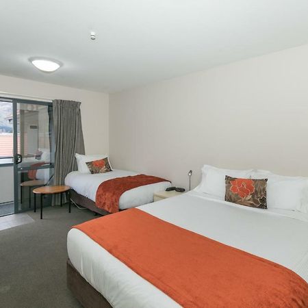 Bella Vista Motel Lake Уанака Екстериор снимка