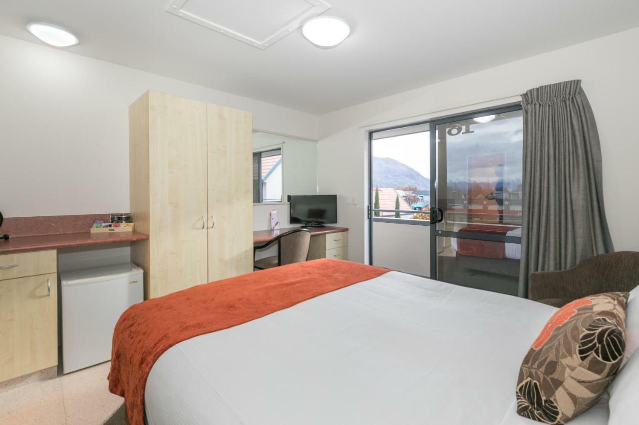 Bella Vista Motel Lake Уанака Екстериор снимка