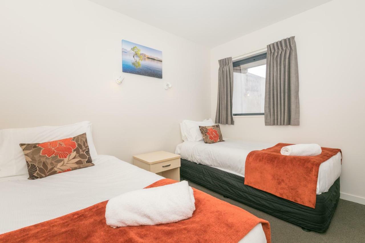 Bella Vista Motel Lake Уанака Екстериор снимка