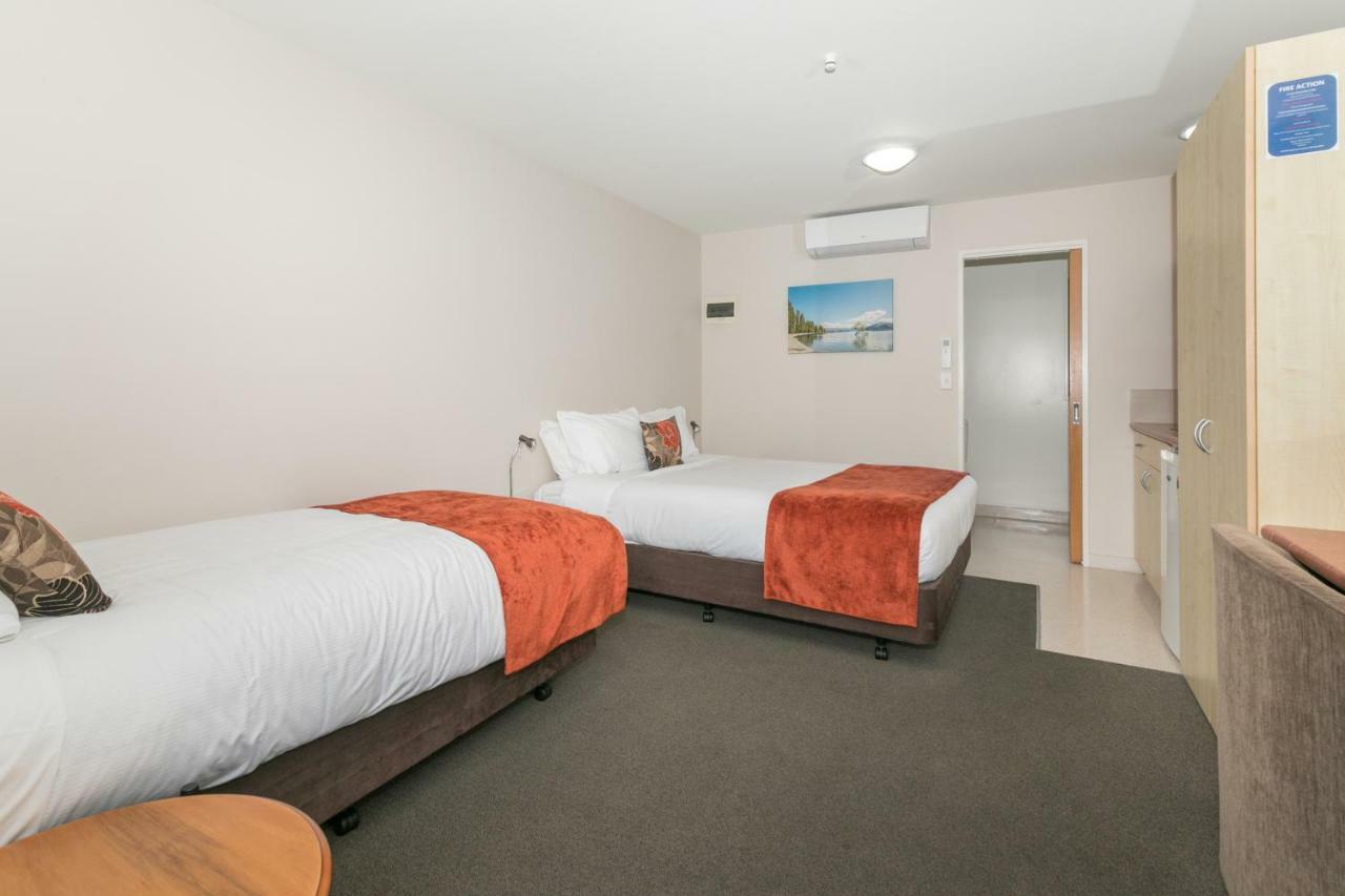 Bella Vista Motel Lake Уанака Екстериор снимка