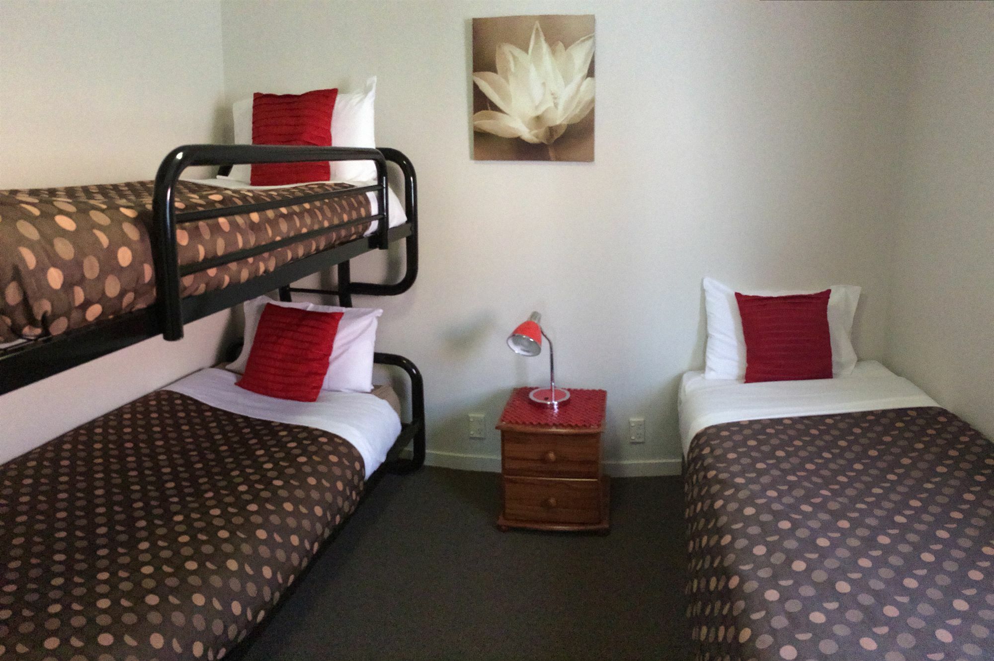 Bella Vista Motel Lake Уанака Екстериор снимка